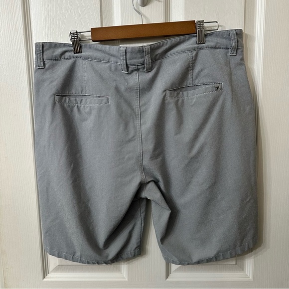 Travis Mathew Golf Shorts, Size 38 - Picture 5 of 5